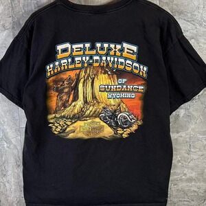 Vintage Harley Davidson Deluxe Wyoming tee Mens Size- Large  
Black Bear